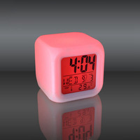 Jam alarm LED Digital, 7 warna berubah jam tampilan tanggal silikon