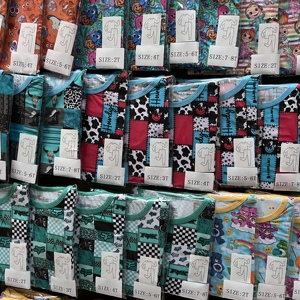 متوفر في المصنع: بيجامات أطفال من الخيزران للأولاد، صندوق مفاجآت، حزمة مفاجآت من بيجامات الخيزران - Product Image 2