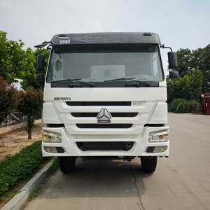 Nuovo Camion Ribaltabile Howo 10 Ruote 8x4 Euro 2 Diesel 21-30T con Cambio FAST, Guida a Sinistra e Telecamera Posteriore a 360° - Product Image 5