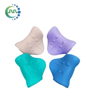 Oreiller de <span class=keywords><strong>massage</strong></span> cervical en PU pour la santé, idéal pour l'étirement transfrontalier et la thérapie de traction <span class=keywords><strong>cervicale</strong></span> (vente en gros) - Product Image 6