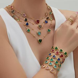 18K PVD Vergoldete Edelstahl Ohrringe mit Geschliffenen Glassteinen Geometrische Pfirsichperlen Luxuriöse Exquisite Halskette - Product Image 1