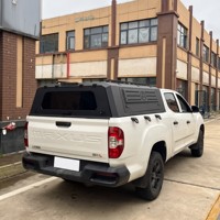 Capot rigide pour pick-up MAXUS Interstellar L, avec fenêtre arrière verrouillable, étanche et rail de toit.