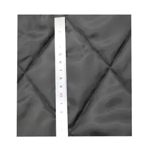 210T Polyester Taffeta 15CM Diagonal Diamond Square Quilting Fabric For Bag Padded Clothes