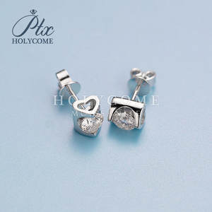 ต่างหูเพชรโมอิสชุบทอง S925 5มม. ลายแองเจิลจูบดีไซน์แบบ VVS - Product Image 3