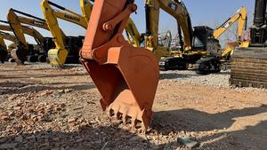 Excavatrice Hitachi ZX200-3 d'occasion avec installation de brise-roche rapide, moteur et boîte de vitesses PLC multifonctionnels - Product Image 6