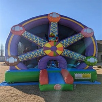 Vente en gros WINWAY : Combo château gonflable commercial en PVC et grande roue, taille personnalisable, pour locations événementielles