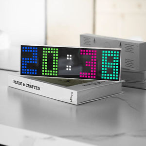 Horloge <span class=keywords><strong>murale</strong></span> de <span class=keywords><strong>table</strong></span> LED RVB simple en gros, minuterie de compte <span class=keywords><strong>à</strong></span> rebours, minuterie de compte <span class=keywords><strong>à</strong></span> rebours, rétroéclairage contrôlé par le son, fonction numérique, décoration de la maison - Product Image 6