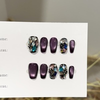 Ongles press-on faits main de luxe, gris foncé gothique, effet œil de chat, avec pierres précieuses 3D, faux ongles réutilisables pour nail art