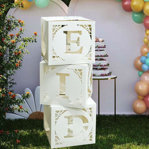 3 Pezzi Scatole Quadrate in Carta Bianca Traforata con Scritta Eid Mubarak Ramadan, Vendita Calda per Regali Eid al-Fitr - Product Image 1