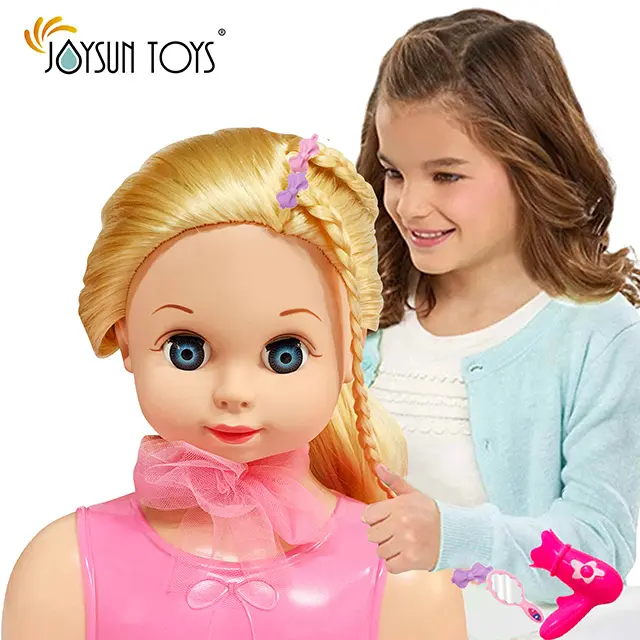 Half Body Doll Prinzessin verkleiden sich so tun, als würden Sie einen großen Haarstyling-Puppen kopf mit Haaren spielen