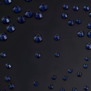 Perles <span class=keywords><strong>de</strong></span> strass Mystic 5 mm en résine époxy indigo foncé à dos plat avec trou central à coudre pour <span class=keywords><strong>la</strong></span> fabrication <span class=keywords><strong>de</strong></span> bijoux à franges et pompons - Product Image 6
