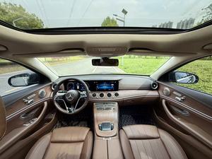 Auto Usado, E300l Edición Lujo 2022, Sedán Ejecutivo de 5 Plazas, E300l Vi, Cumple con el Estándar de Emisiones Ambientales - Product Image 5
