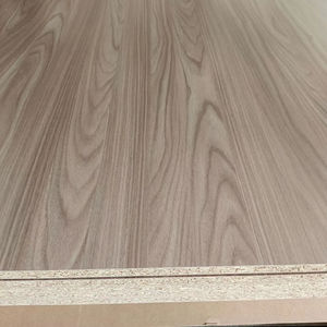 Tablero de partículas de melamina impermeable de aglomerado de gran oferta de 18mm <span class=keywords><strong>para</strong></span> uso en interiores, tablero de escamas sin <span class=keywords><strong>pintura</strong></span> - Product Image 6