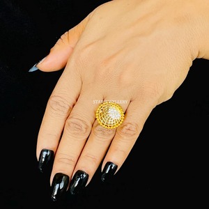 Anillo de diamante natural de Nido de Pájaro de diseño único de oro sólido de 14K. - Product Image 4