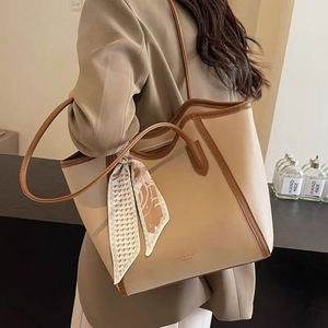 Sacs fourre-tout en cuir PU Maxfree pour femmes, sacs à main de luxe de créateurs, nouveaux sacs à bandoulière de grande capacité de marque - Product Image 5