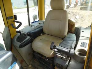 Bulldozer sur chenilles Caterpillar D5N d'occasion, bulldozer CAT D5N avec lame - Product Image 5