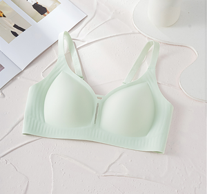 Soutien-gorge ergonomique avec effet liftant et de rassemblement délicat pour sublimer la silhouette des <span class=keywords><strong>poitrines</strong></span> - Product Image 1