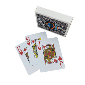 Impression de logo personnalisé cartes à jouer en PVC étanches et durables résistantes à la courbure pour un nettoyage facile pour les jeux de voyage en <span class=keywords><strong>famille</strong></span> en plein air - Product Image 1