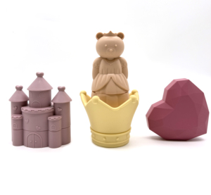 Jouets <span class=keywords><strong>de</strong></span> <span class=keywords><strong>bain</strong></span> en silicone pour la baignoire, lot <span class=keywords><strong>de</strong></span> 4, faciles à nettoyer, ensemble <span class=keywords><strong>de</strong></span> jouets <span class=keywords><strong>de</strong></span> <span class=keywords><strong>bain</strong></span> princesse pour bébés et tout-petits - Product Image 1