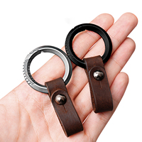 Porte-clés mousqueton en titane de forme ronde, outil de poche EDC portable, support de clés de voiture durable anti-perte, équipement de plein air, boucle métallique