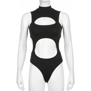 Diseño de <span class=keywords><strong>estilo</strong></span> europeo Bold Girl's Pure Color Calado y <span class=keywords><strong>espalda</strong></span> transparente Body-abrazo Natación sexy e irregular de una pieza - Product Image 3