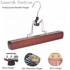 Porte-perruques de luxe en bois blanc de haute qualité à un seul niveau avec logo personnalisé, polyvalent pour la garde-robe et le salon - Product Image 6