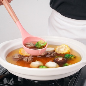 Ensemble d'ustensiles de cuisine en silicone résistant à la chaleur, 13 pièces, ustensiles de cuisine en silicone avec manche en bois - Product Image 3