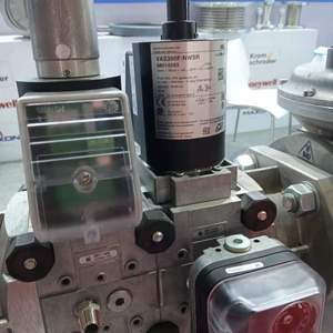Électrovanne combinée à gaz en métal Kromschroder Hockard VAS350F/NWGR pour pièces de chaudière en stock, garantie 1 an - Product Image 3