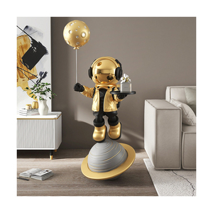 Hot sale Resin sculpture large astronaut living room housewarming gifts astronaut sculpture with balloon and tray