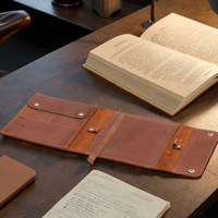 Étui de rangement pour Bible Boshiho, cadeaux chrétiens simples, durable, portable, pour usage quotidien, avec poche zippée Crazy Horse, poignée, couverture en cuir