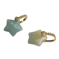 Pendentifs étoiles à facettes en pierre naturelle mignons et très demandés, breloques pentagrammes en fer, vente en gros, breloques en pierre pour le commerce Europe et Amérique