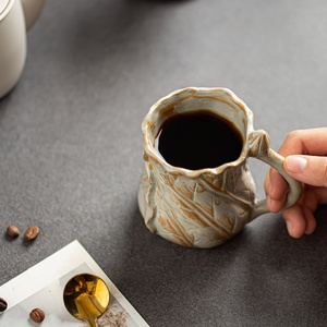 Tazas de Café de Cerámica Vintage al por Mayor con Alta Calidad Estética y Diseño Creativo Pintado a Mano - Product Image 3
