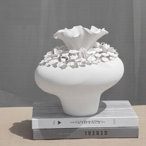 Jarrón <span class=keywords><strong>de</strong></span> <span class=keywords><strong>Cerámica</strong></span> Blanco Hecho a Mano MSH para Decoración <span class=keywords><strong>de</strong></span> Sala <span class=keywords><strong>de</strong></span> Estar, Mueble <span class=keywords><strong>de</strong></span> TV o Escritorio - Product Image 2
