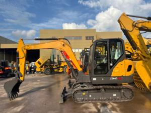 Miniexcavadora XE60G PRO de la Marca Líder en China, Peso Operativo de 6000 kg, Válvula Hidráulica Avanzada, Acción Compuesta Suave - Product Image 1
