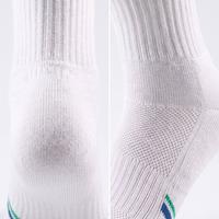 Chaussettes de badminton personnalisées avec logo, respirantes, mi-mollet, plusieurs styles, chaussettes de sport pour sports en salle