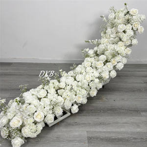 Arreglo floral para mesa de boda, camino de mesa con rosas blancas, camino de mesa para arco. - Product Image 6
