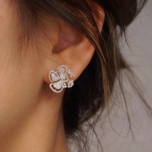 Orecchini a Perno con Micro Incastonatura di Zirconi a Forma Floreale, Stile Pastorale, Gioielli Trendy per Donne - Product Image 3