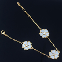 Bracelet en acier inoxydable perle pétale fleur à cinq feuilles
