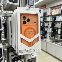 Vente en gros de boîtes d'emballage de détail en PVC transparent de haute qualité, personnalisées, universelles, blanches, design luxueux, pour étuis de téléphone portable