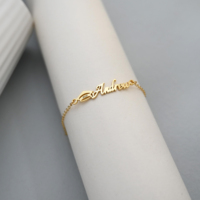 Gelang Nama Wisuda Personalisasi 2026, Gelang Topi Wisuda, Gelang Kelas Kuliah, Hadiah Wisuda untuknya