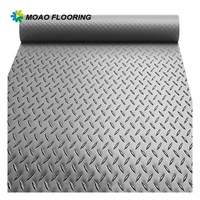 Vente en gros de tapis en PVC antidérapant de 2 à 5mm d'épaisseur pour voiture tapis de garage tapis d'atelier de bus tapis en vinyle PVC tapis de sol de garage