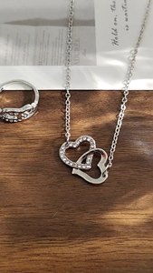 Set di Gioielli Minimalista Romantico con Collana con Ciondolo a Cuore in Acciaio Inossidabile Argento con Chiusura Magnetica, Anello e Orecchini, Regalo per Lei - Product Image 2