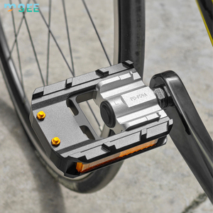 Pédales de vélo SeeMore 9/16 pour <span class=keywords><strong>VTT</strong></span>, vélo de route, <span class=keywords><strong>pédale</strong></span> <span class=keywords><strong>plate</strong></span> avec broches, <span class=keywords><strong>pédale</strong></span> plateforme légère en aluminium pour vélos de voyage et de cyclo-cross - Product Image 1