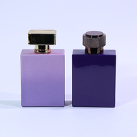 Vente en gros de flacons de parfum en verre à dégradé de couleur, design carré, bouchon, 80 ml, flacon de parfum en verre rechargeable pour parfum