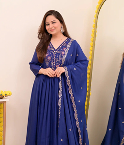 Premium Quality Ethnic Party Wear Collection <b>Womens</b> Chanderi Silk <b>Kurta</b> Pant with Dupatta Set <b>Womens</b> Traditional Wear - Product Image 2