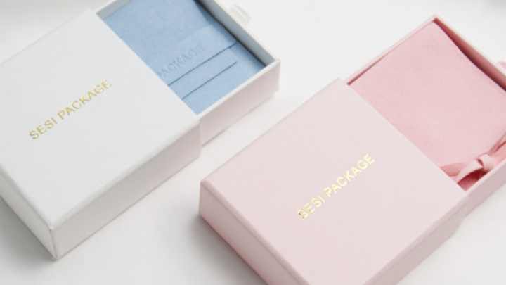 Custom Luxurious Jewellery Packaging Pouch Printed Cardboard Drawer Box  Fashion White Jewelry Packaging Box With Pouch