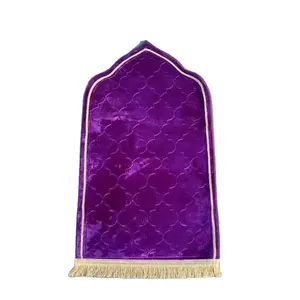 Tappeto morbido antiscivolo da preghiera cuscino tappeto di flanella ispessito tappeto 3D Premium islamico ispessito musulmano da preghiera tappeto Ramadan