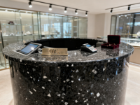 Dalles de terrazzo sans joint de luxe personnalisées, résistantes aux taches, en pierre artificielle pour hôtels 5 étoiles et appartements haut de gamme