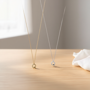 Collana con Ciondolo a Forma di Lettera Q con Diamante, in Acciaio Inossidabile 6mm, Oro e Argento, Minimalista per Uso Quotidiano, Unisex - Product Image 4