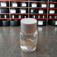 Huile à base de silicone Agent de démoulage et agent de polissage pour différents matériaux comme les semelles de moule de ciment de pneu en plastique PVC